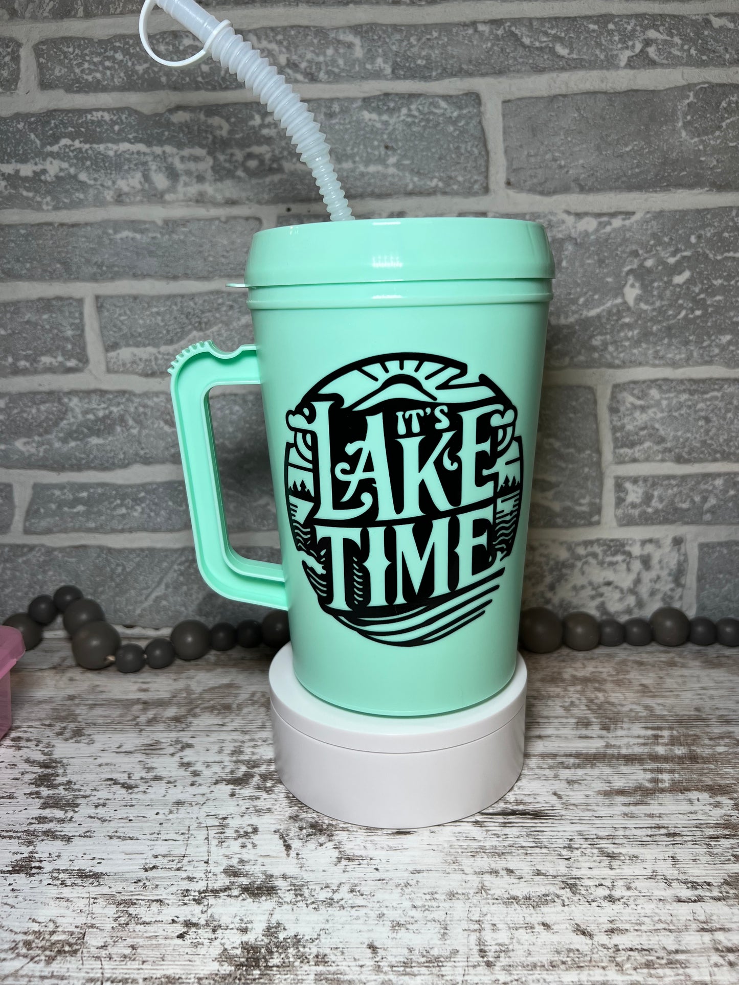 Lake Time-Mega Mug (lime green)