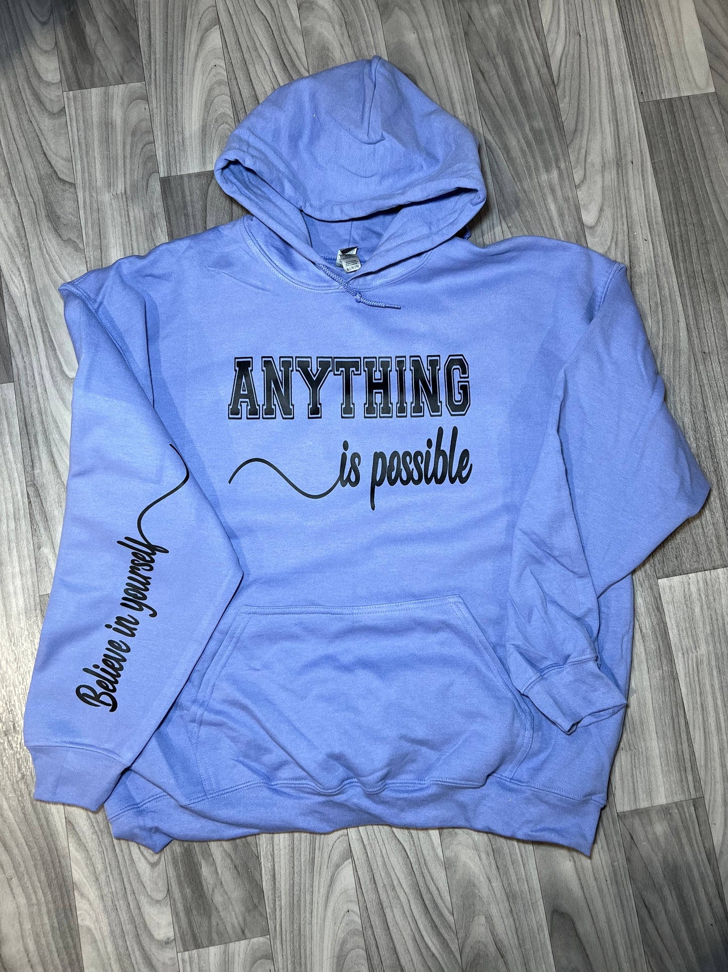 Anything is possible crew neck