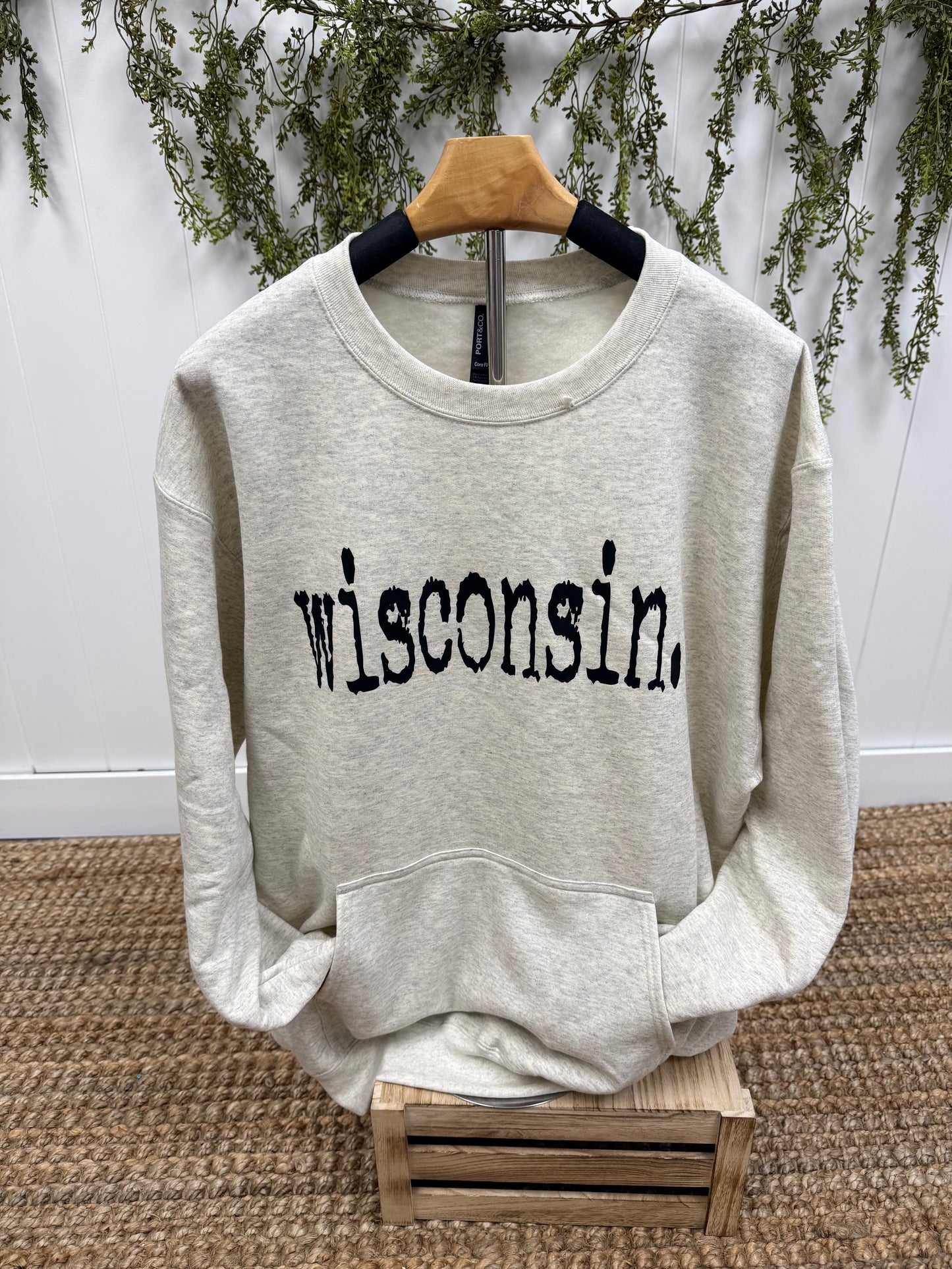 Wisconsin Crew Neck Sweatshirt with Pockets