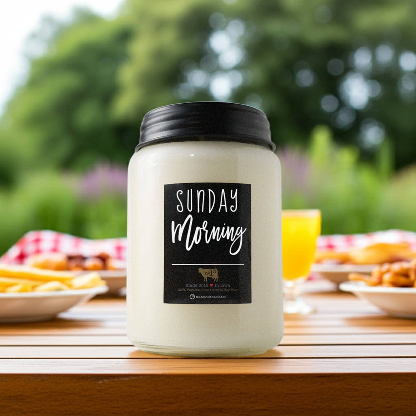 26 oz Farmhouse Jar Candle: Sunday Morning