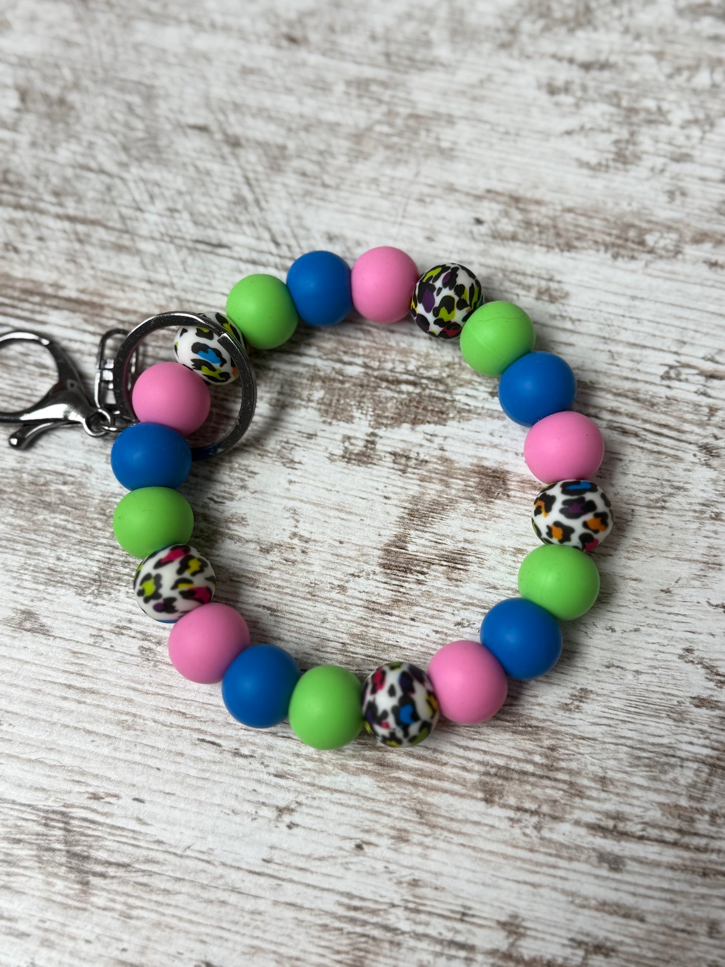 Silicone Beaded Wristlet Keychain – Stylish, Functional, and Fun!