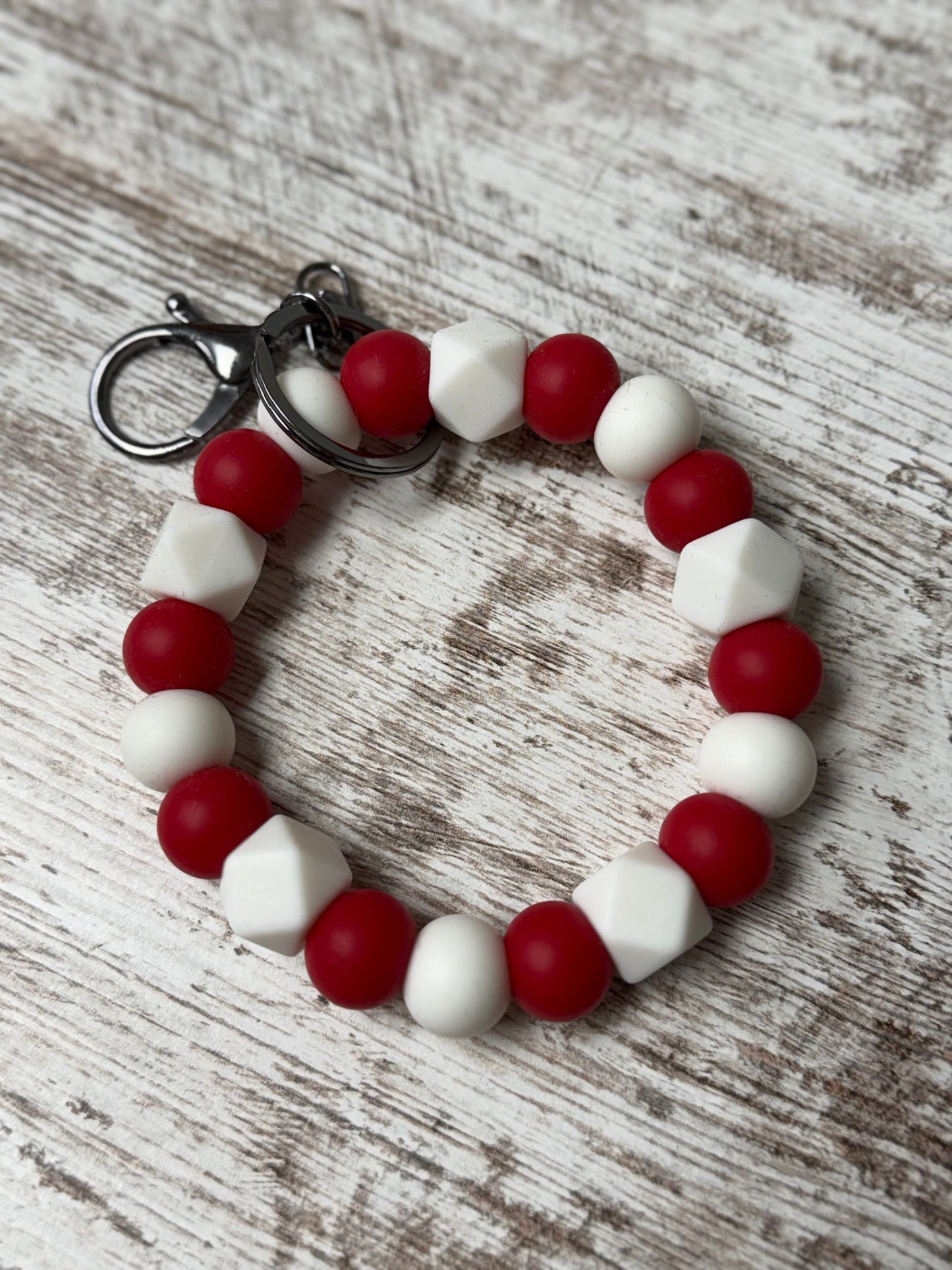 Silicone Beaded Wristlet Keychain – Stylish, Functional, and Fun!