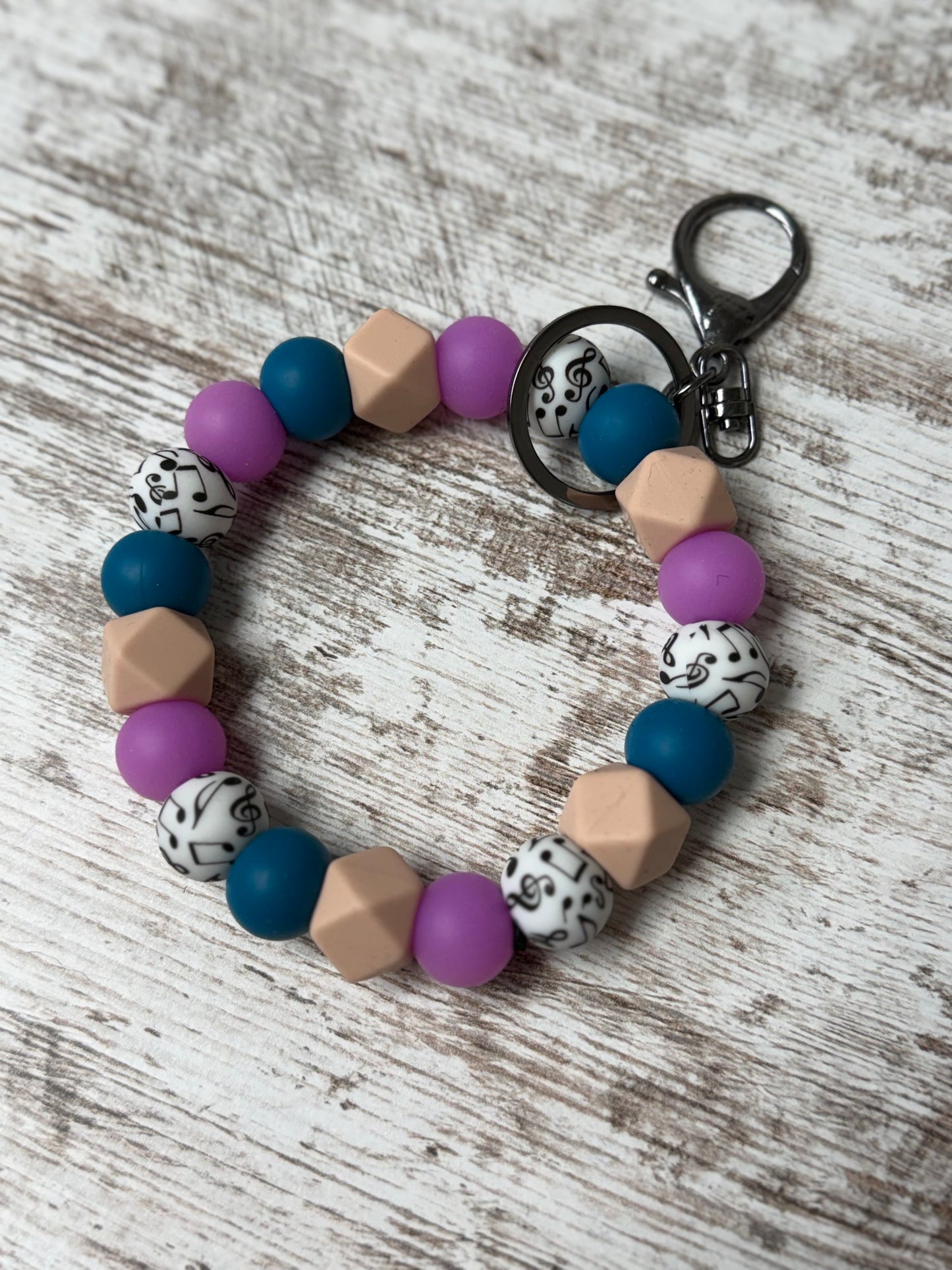 Silicone Beaded Wristlet Keychain – Stylish, Functional, and Fun!