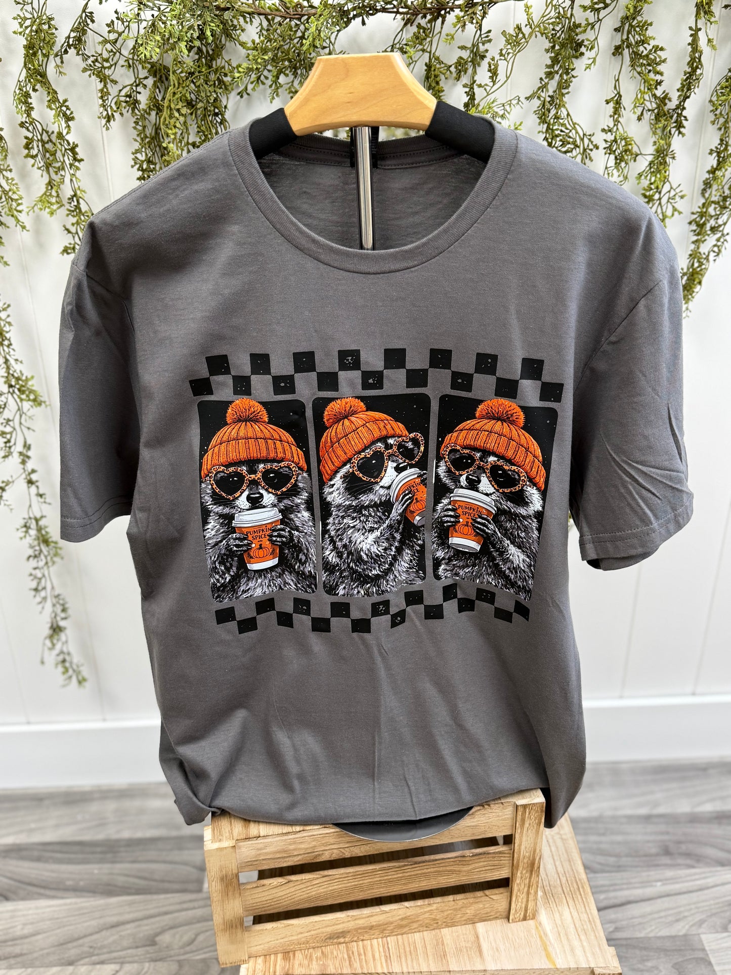 Cool Fall Raccoon T-Shirt | Cute Autumn Graphic Tee | Unisex Fall Shirt