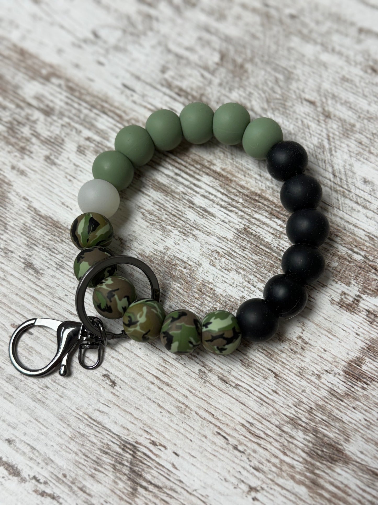 Silicone Beaded Wristlet Keychain – Stylish, Functional, and Fun!