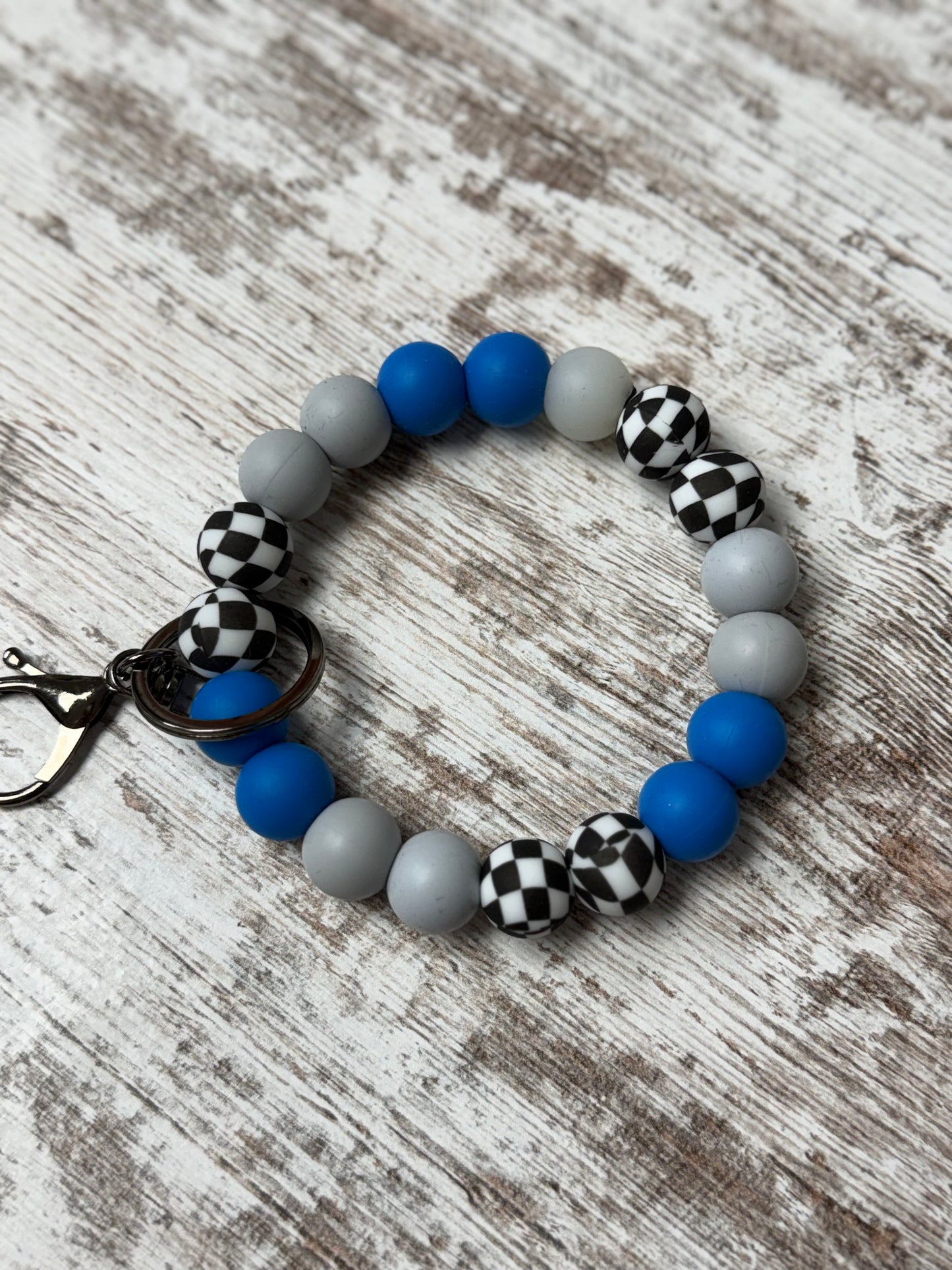 Silicone Beaded Wristlet Keychain – Stylish, Functional, and Fun!